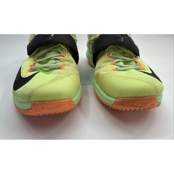 kd 13 lime green